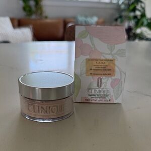 Clinique Blended Face Powder